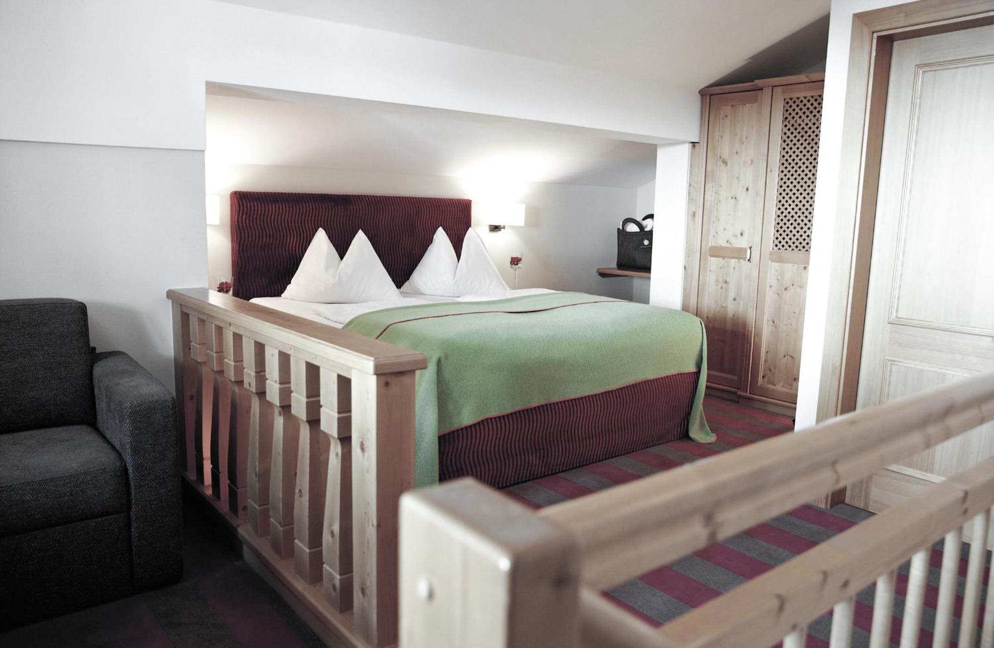 Hotel Rigele Royal Superior โอเบอร์เทาเอิร์น ภายนอก รูปภาพ